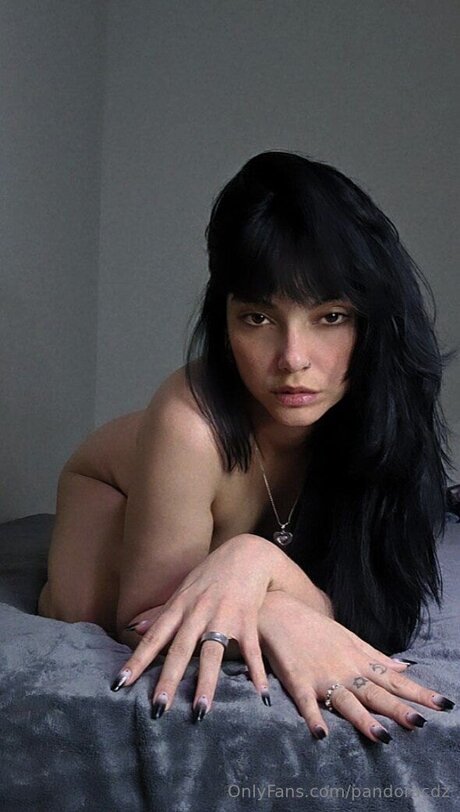 Pandoracdz actrice adulte image