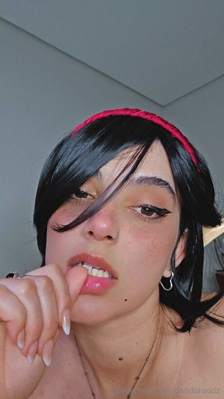 Pandoracdz pornstar exclusive picture