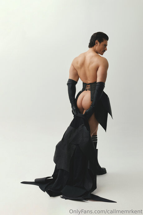 Callmemrkent star nudes photo
