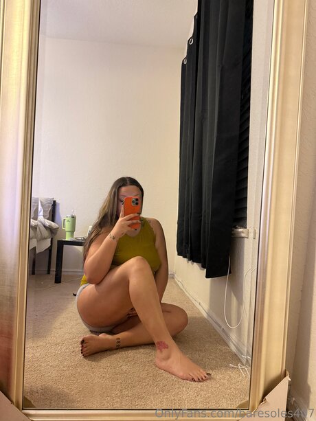 nerd de tetas grandes onlyfans mejor porno imagen