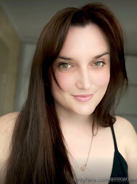Iammarsie art actress pictures