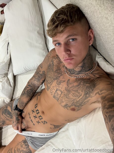 Urtattooedboyf estrella porno de arte imagen