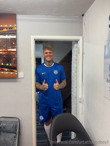 Urtattooedboyf modelo bonita recopilación