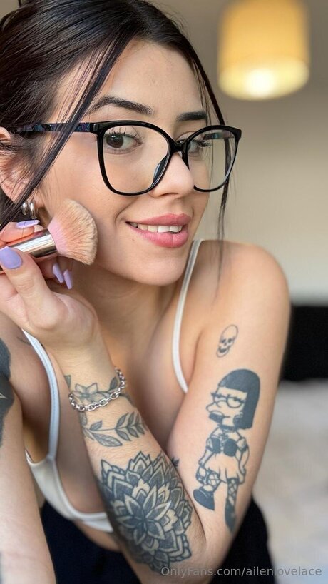 Ailenlovelace sex model picture