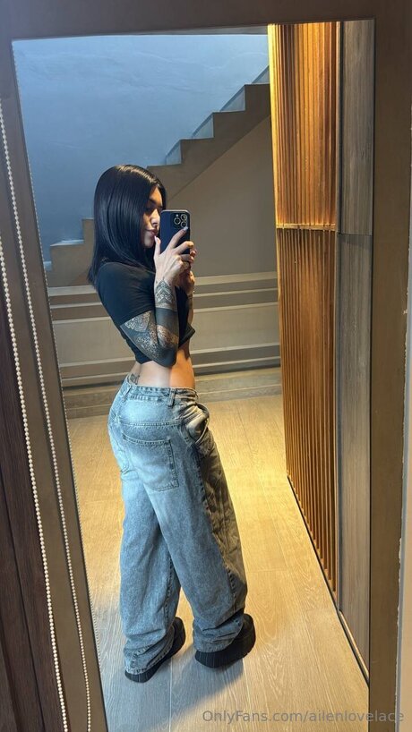 Ailenlovelace estrella porno perfecta imágenes