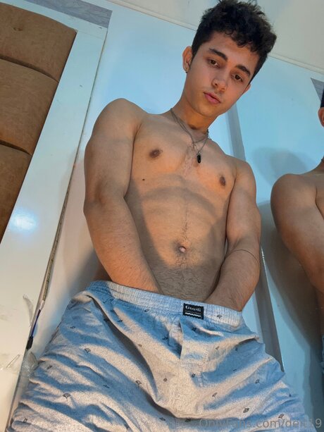 Deit19 buena estrella porno foto