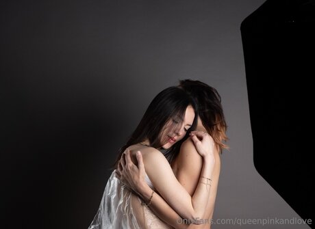 Queenpinkandlove modèle sympa photo