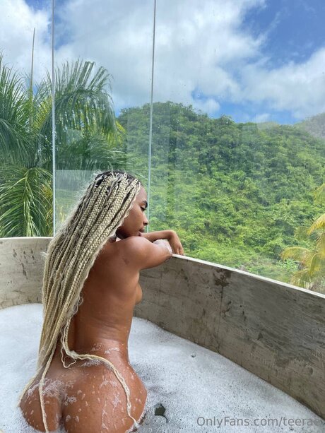 Teerae actrice sexy images