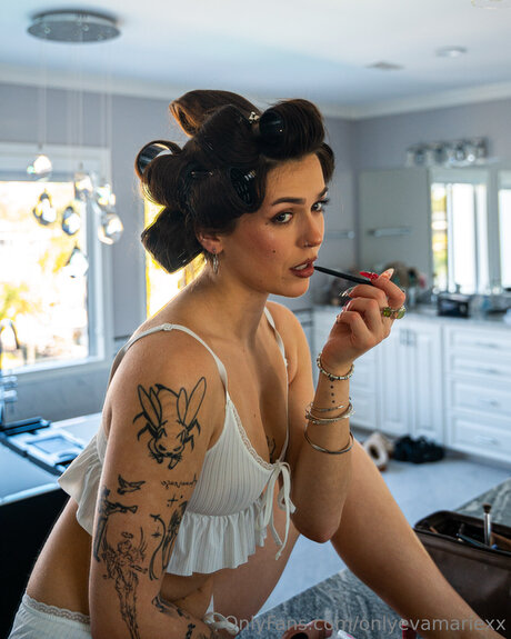 Onlyevamariexx star du porno sympa photos