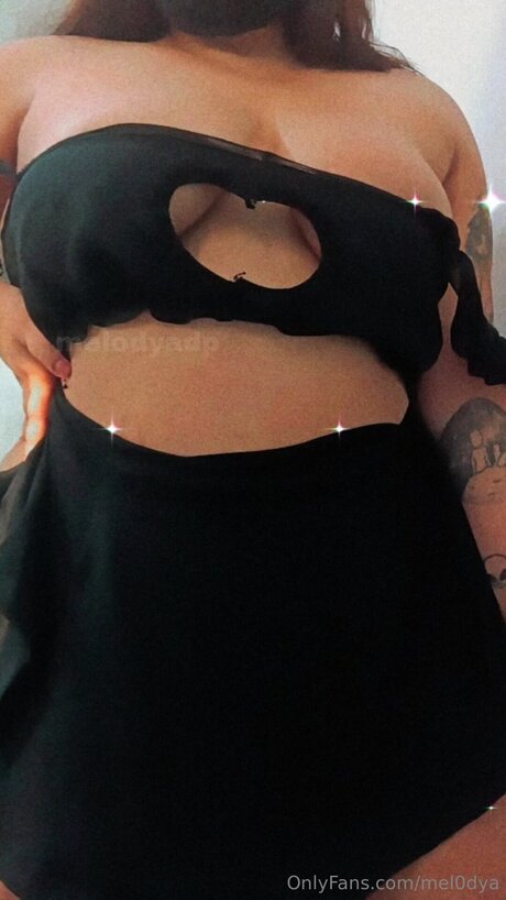 Mel0dya actriz exclusiva imagen