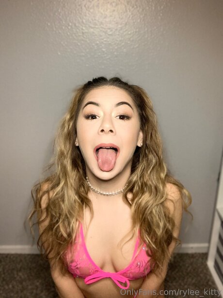 Rylee Kitty star best pics