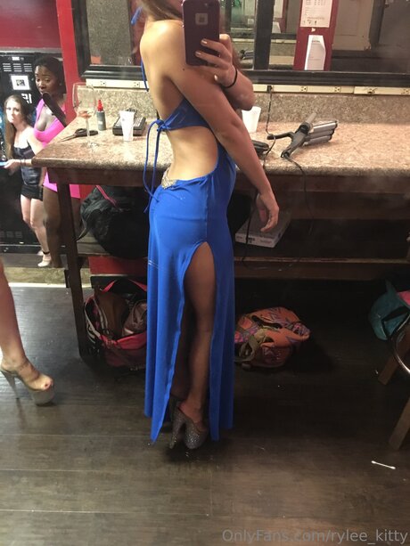 Rylee Kitty porn model images