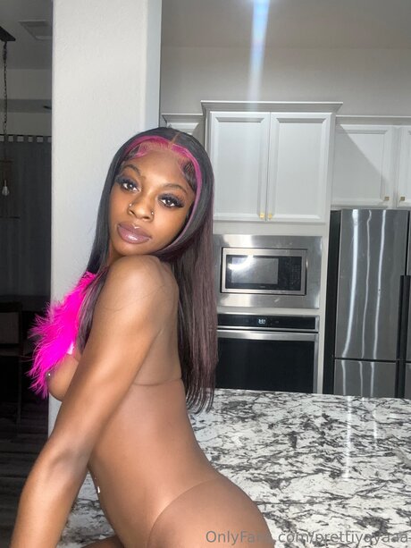 Prettiyayaaa nice pornstar photo