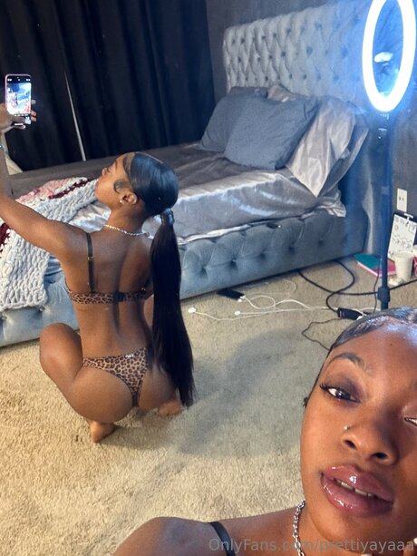 Prettiyayaaa pornstar hd photo
