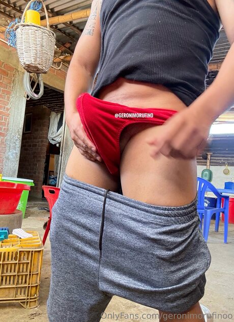 Geronimorufinoo actrice libre des photos