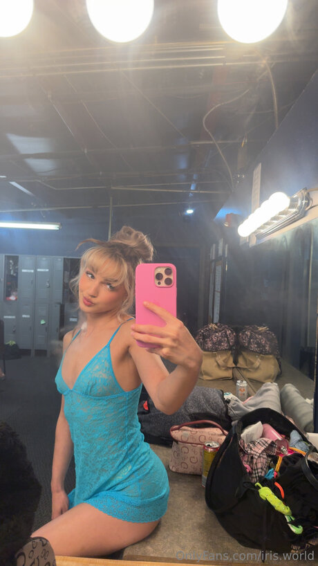 Iris World estrella agradable galería