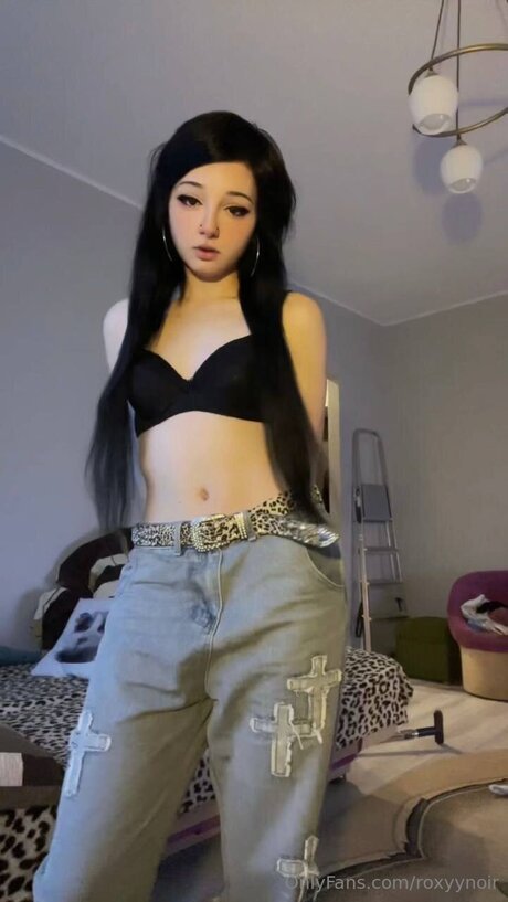 Roxyynoirrr xxx étoile photos