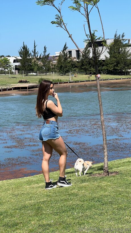 Nola Xo modèle porno photos