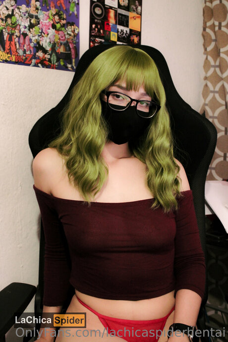 Lachicaspiderhentai modèle artistique archive