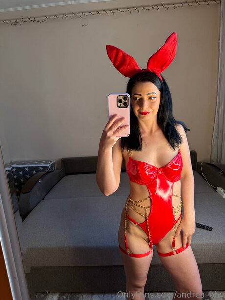 Andrea Bby actriz erótica galerías