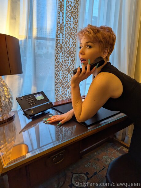 Clawqueen modèle parfait des photos