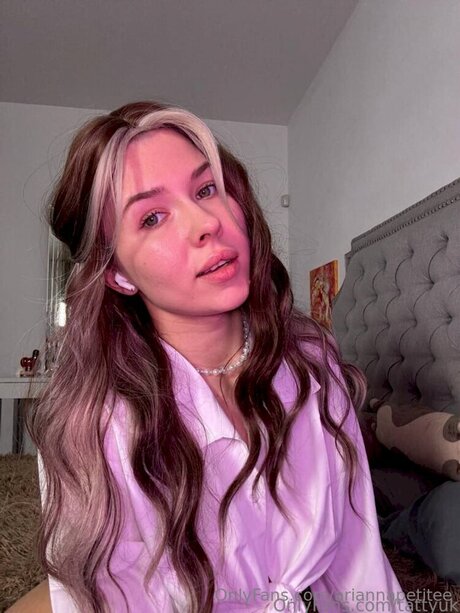 Ariannapetitee actrice libre collection