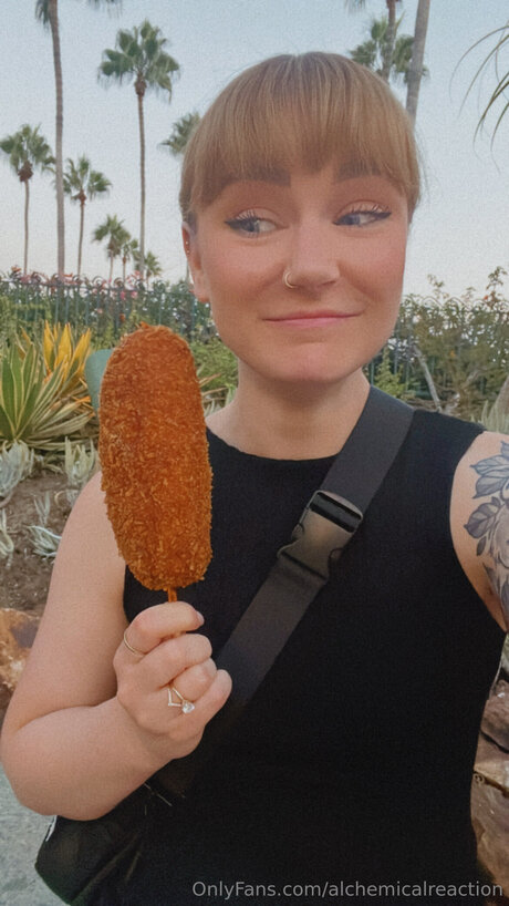 Alchemicalreaction actrice porno images