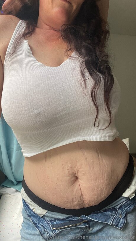 Thenaughtywifenxtdoor pornstar sex gallery