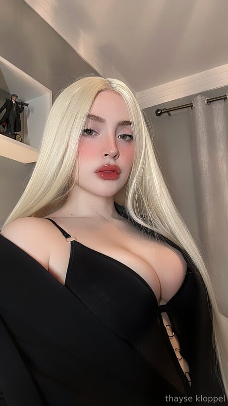 Thaysekloppel estrella porno agradable galería