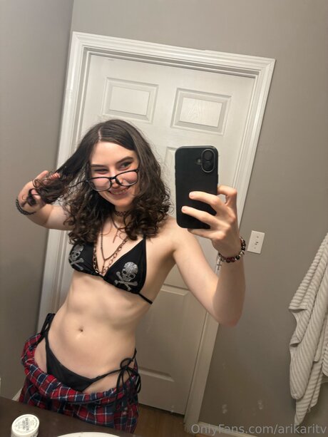 Arikaritv modèle parfait collection