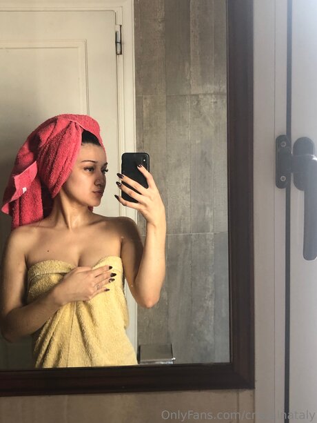 Cristalnataly actrice sexy archive