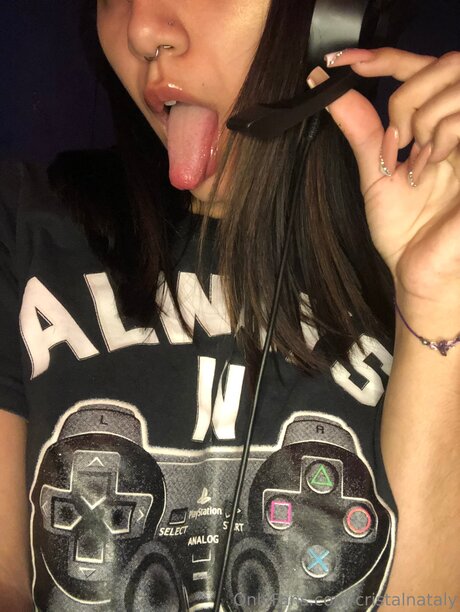 Cristalnataly naked model gallery