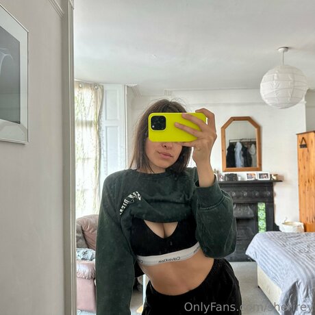 Sherirey modelo adulto galería