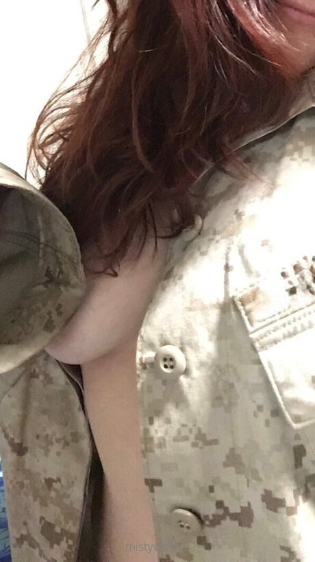 Mistywtfff hermosa actriz fotos