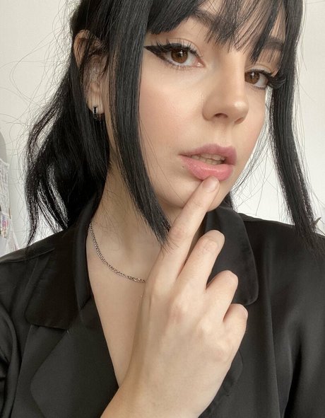 Gothiccprada model erotic photo