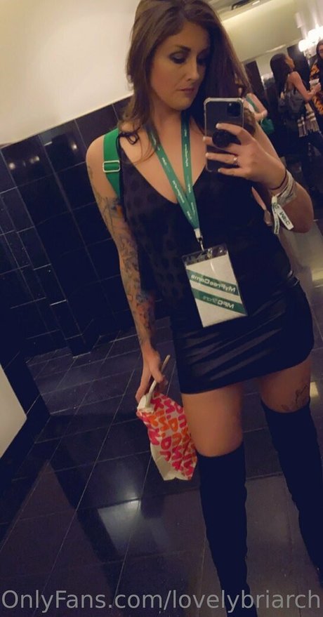 lovelybriarchives actriz de arte galería