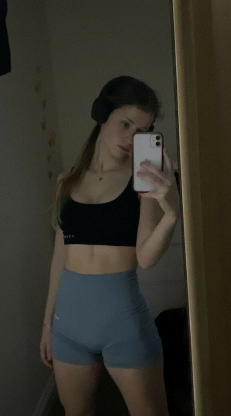 Mira Szalma xxx star du porno photo