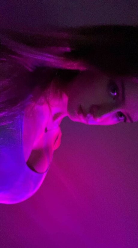 Mira Szalma art modèle photo