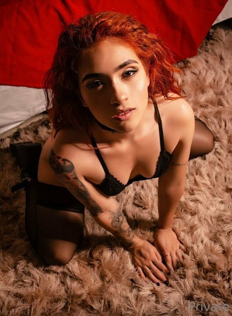 femdomfindom actrice adulte des photos