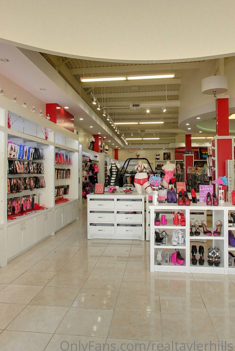 realtaylerhills bonita estrella porno fotos