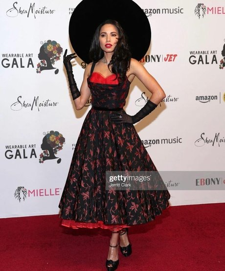 Jurnee Smollett modèle de sexe collection