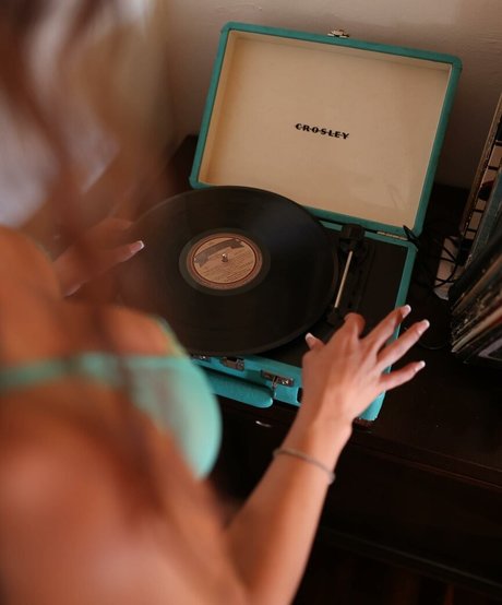 Allure By Ana estrella porno desnuda galería