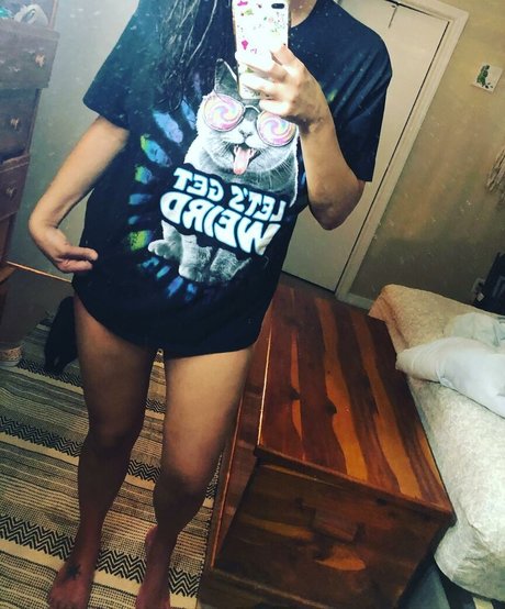 tallnerdywoman modelo desnudo imágenes