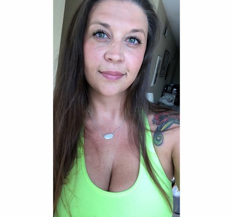 tallnerdywoman modèle gratuit photo