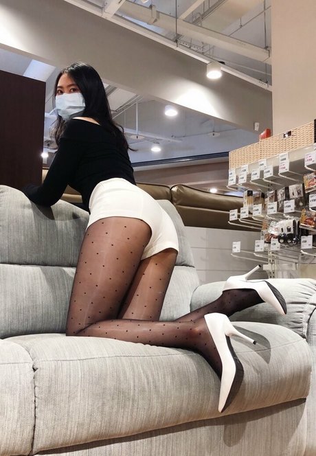 miaomiaolegs actriz caliente galerías