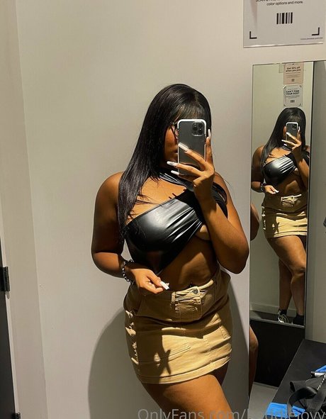 baddiejoyy modèle hd collection