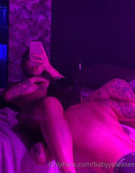 _Leovenus modelo sexy archivo