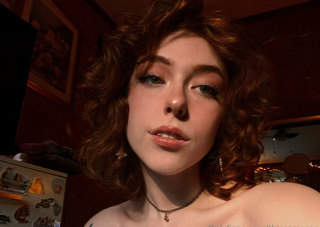 thiccameron modelo pornografico imagen