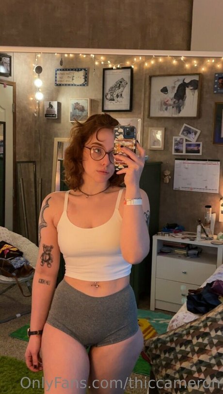 thiccameron modelo caliente galería