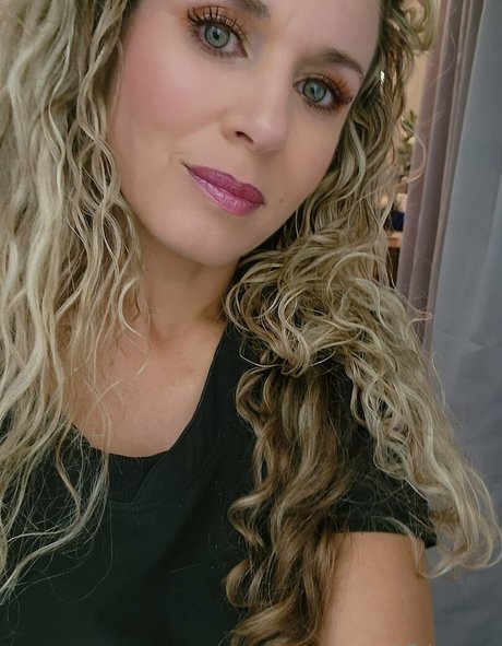 jaci james art star photos